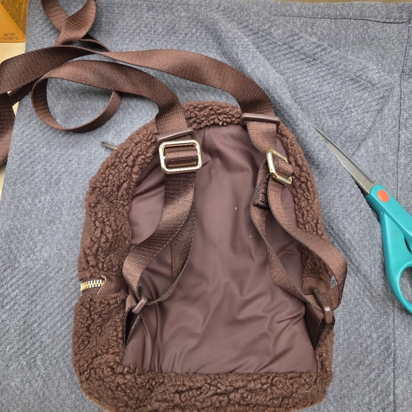 Lululemon City Adventurer Backpack Micro 3L *Fleece with Gold Hardware - Picture 2 of 5